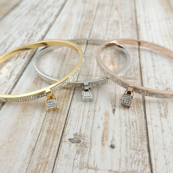 Lock Charm Bangle - Picture 6 of 13